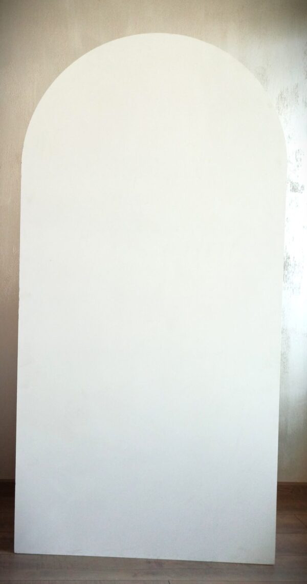 Плътно пано с арка от коматекс (Под Наем)