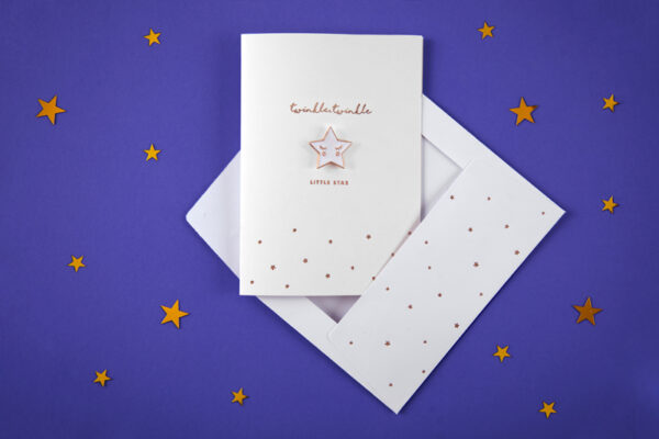 Поздравителна Картичка "Twinkle, Twinkle Little Star" със значка Звезда -10.5см x14.8см
