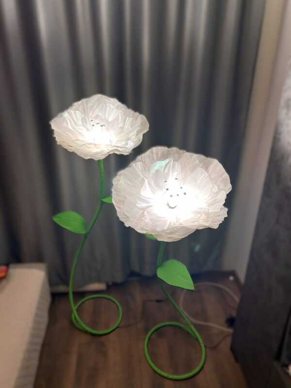 Хартиени светещи цветя - ръчна изработка (по поръчка)